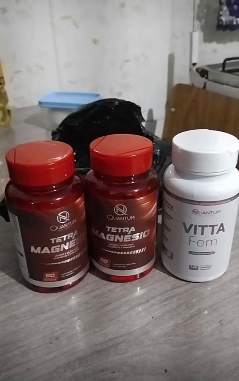 Cliente com o combo Tetra Magnésio + Vitta Fem Quantum